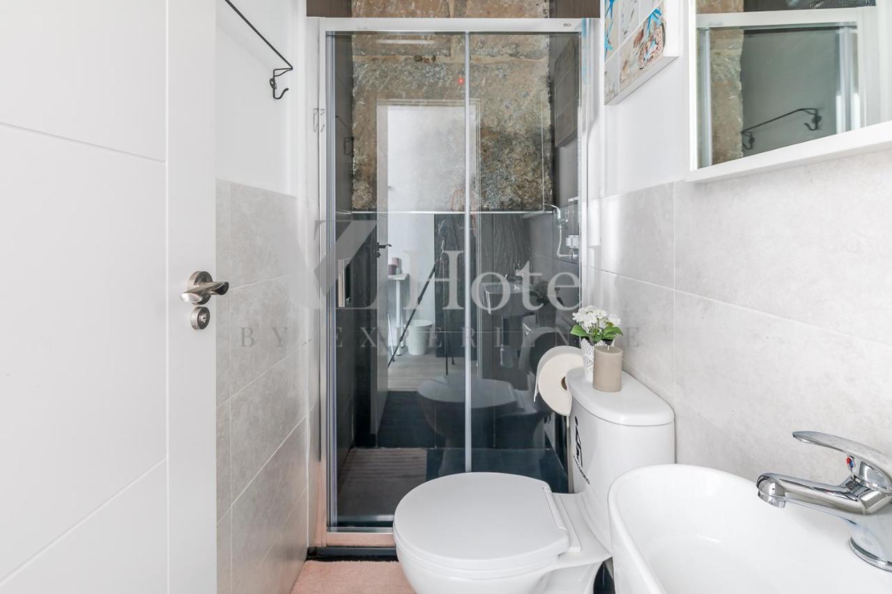 Ayz Juan De Mena - Auto Check-in Guest house *